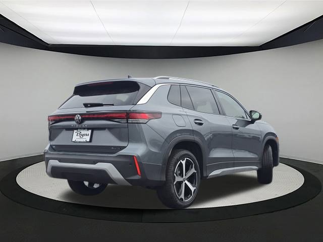 New 2026 Volkswagen Tiguan SE image 7