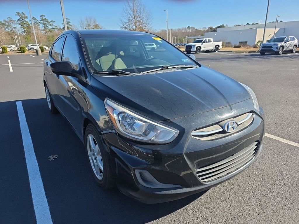 Used 2016 Hyundai Accent SE w/ Option Group 02 image 11