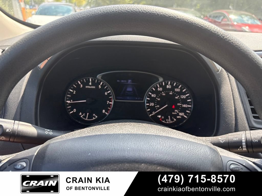 Used 2018 Nissan Pathfinder S AWD/4WD image 22