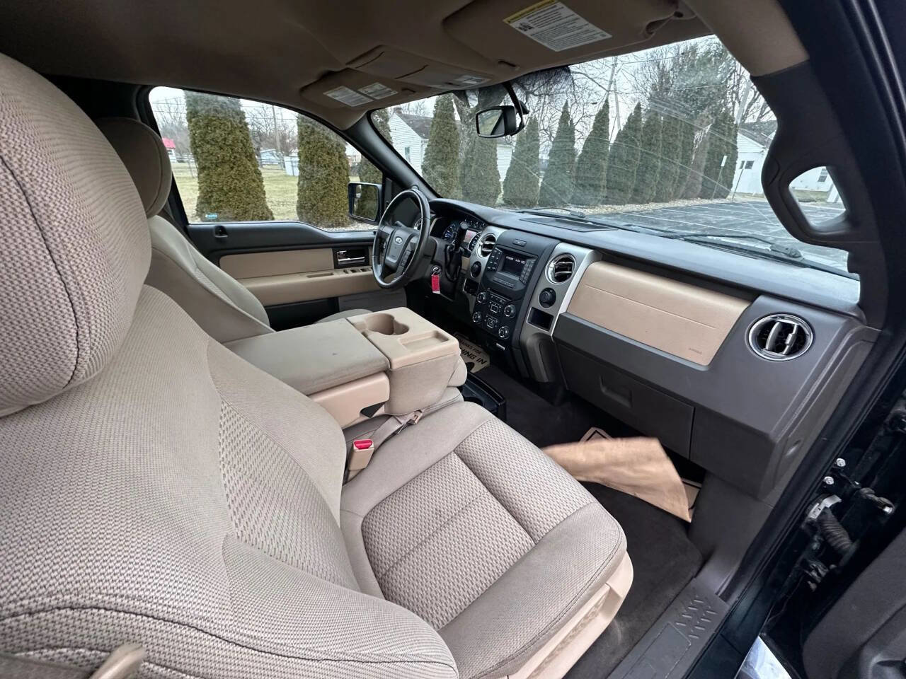 Used 2013 Ford F150 XLT w/ Luxury Equipment Group image 9