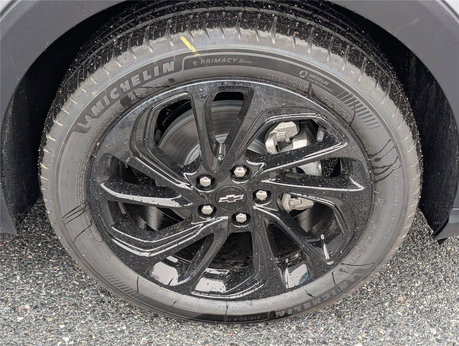 New 2027 Chevrolet Bolt RS FWD image 7