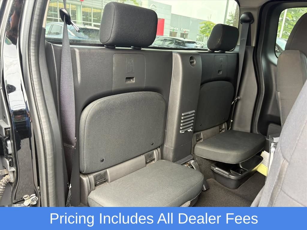Used 2022 Nissan Frontier S AWD/4WD image 19