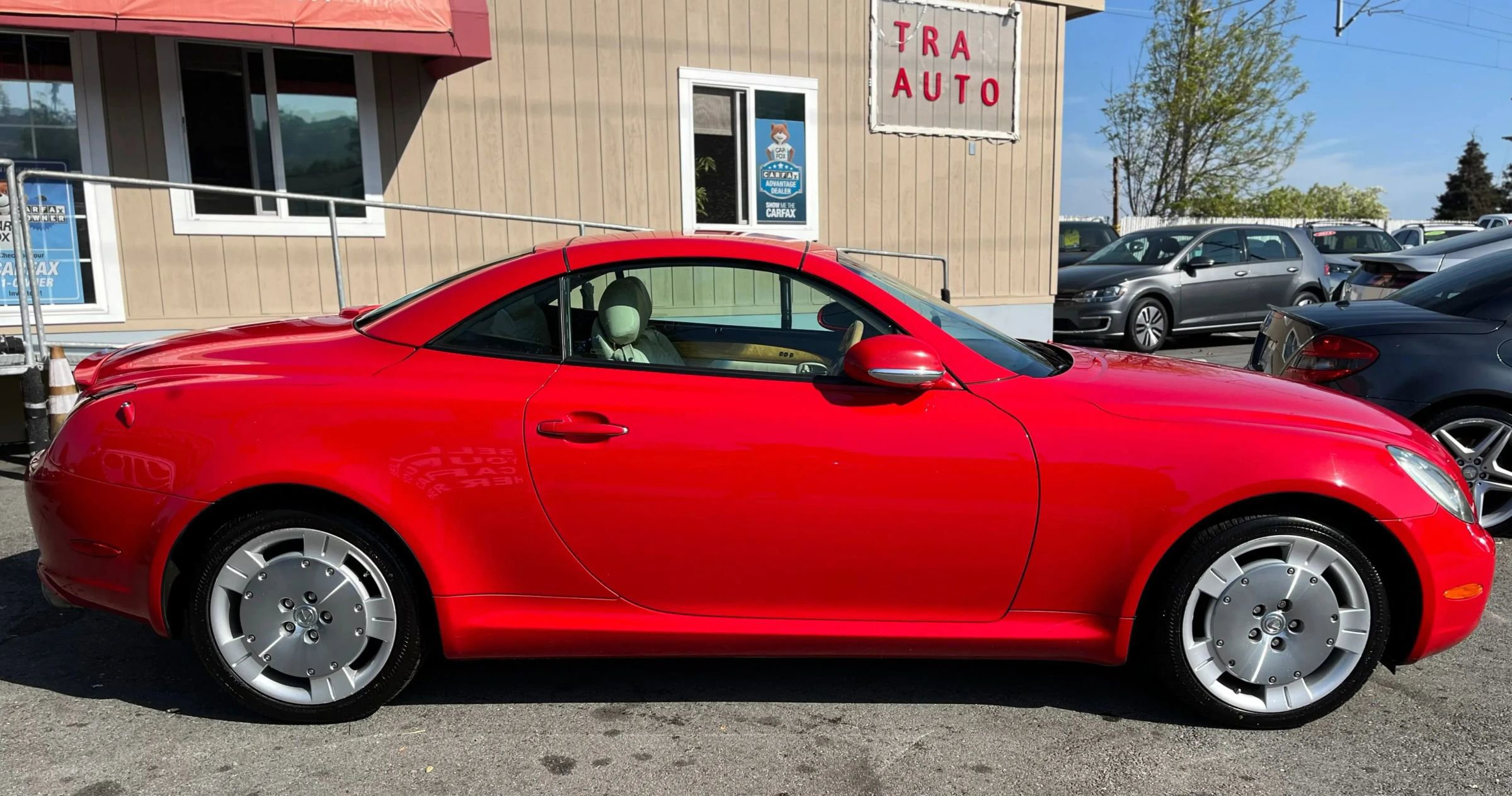 Used 2002 Lexus SC 430 Convertible image 8