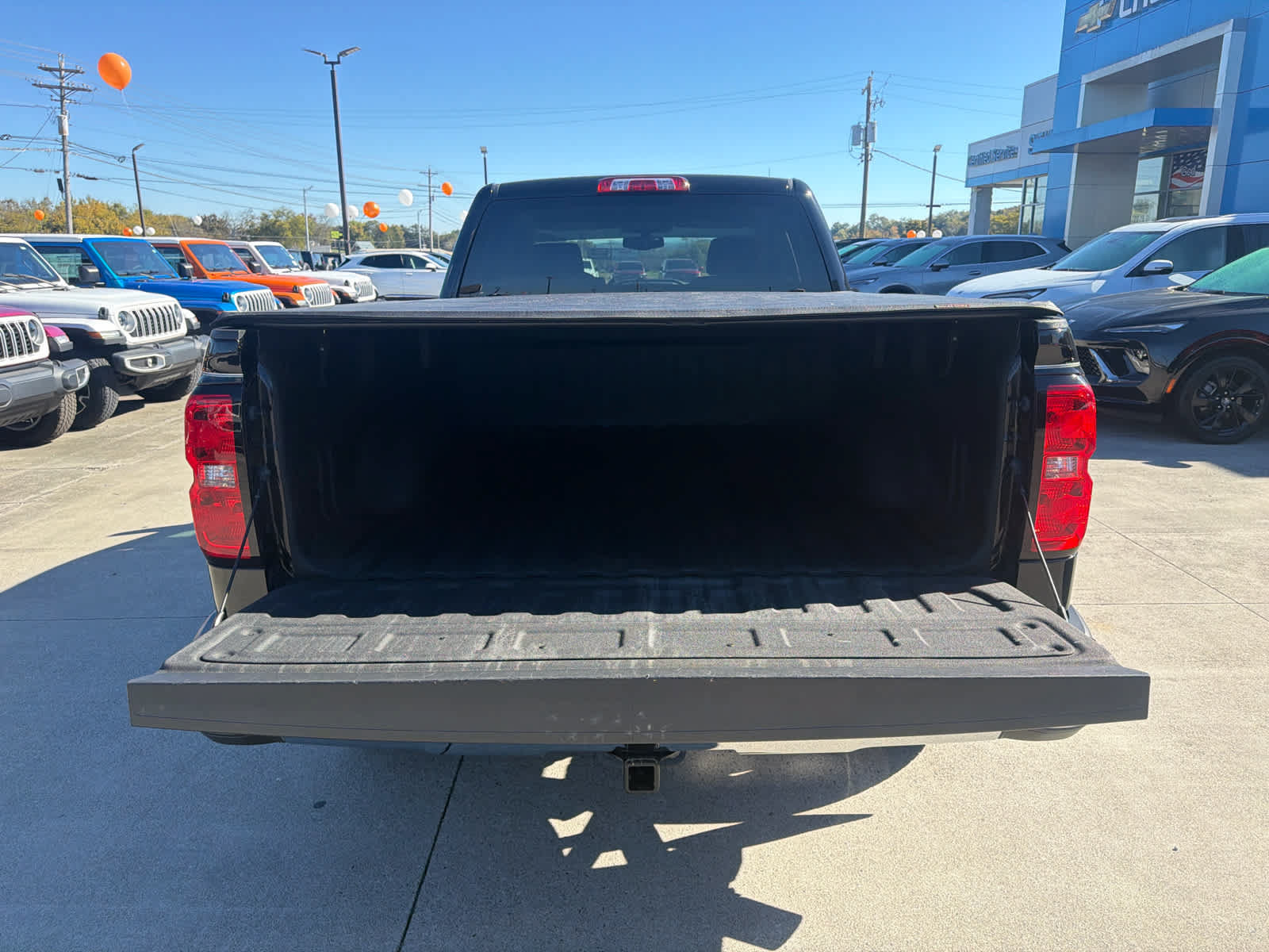 Used 2019 Chevrolet Silverado 1500 LT RWD image 9