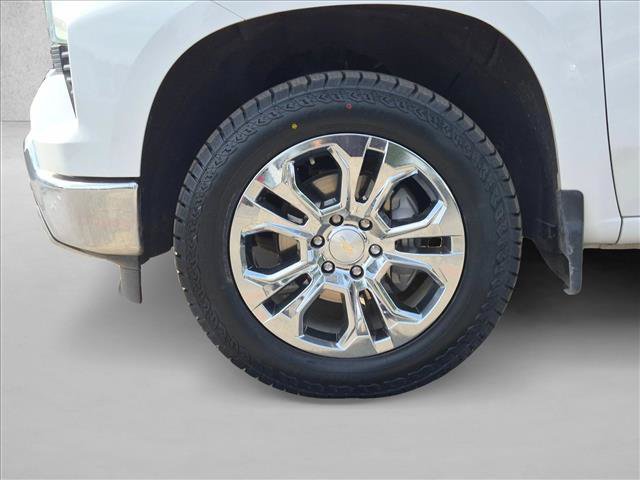 Used 2023 Chevrolet Silverado 1500 LTZ w/ LTZ Premium Package AWD/4WD image 27