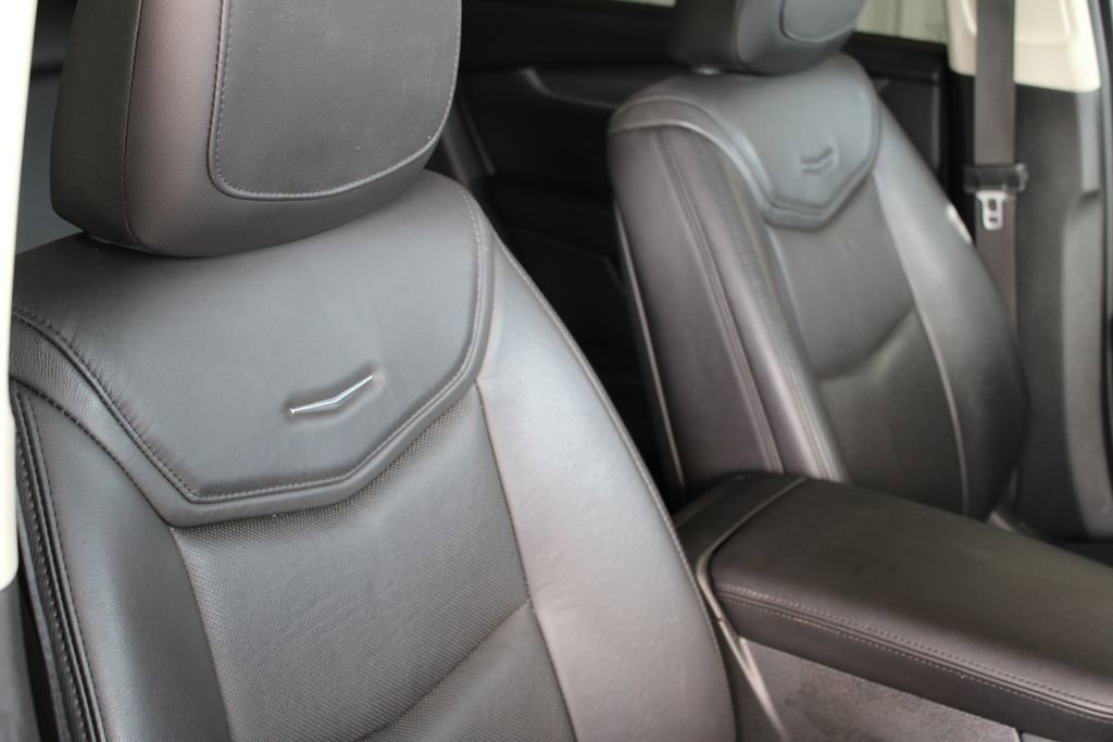 Used 2019 Cadillac XT5 Luxury image 46
