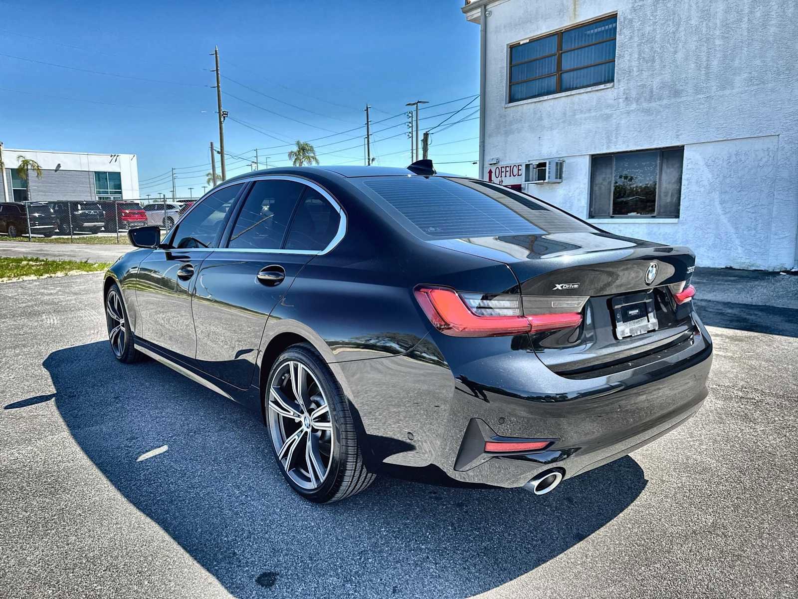 Used 2020 BMW 330i xDrive Sedan image 4