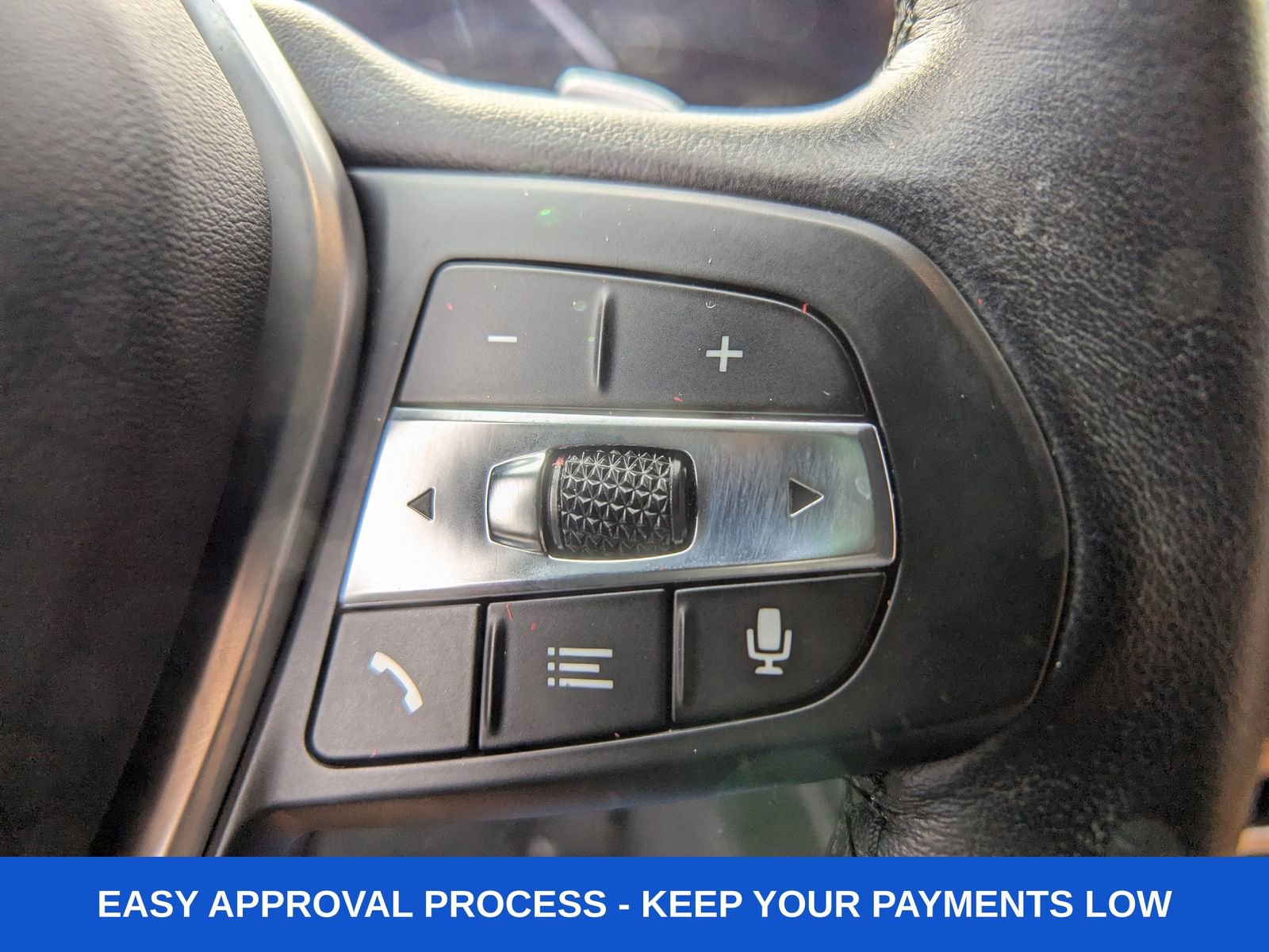 Used 2023 BMW 330i xDrive Sedan w/ Premium Package image 35