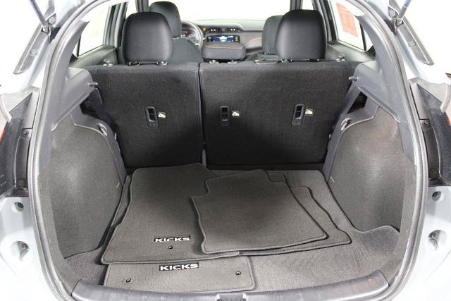 Certified 2024 Nissan Kicks SR FWD image 17