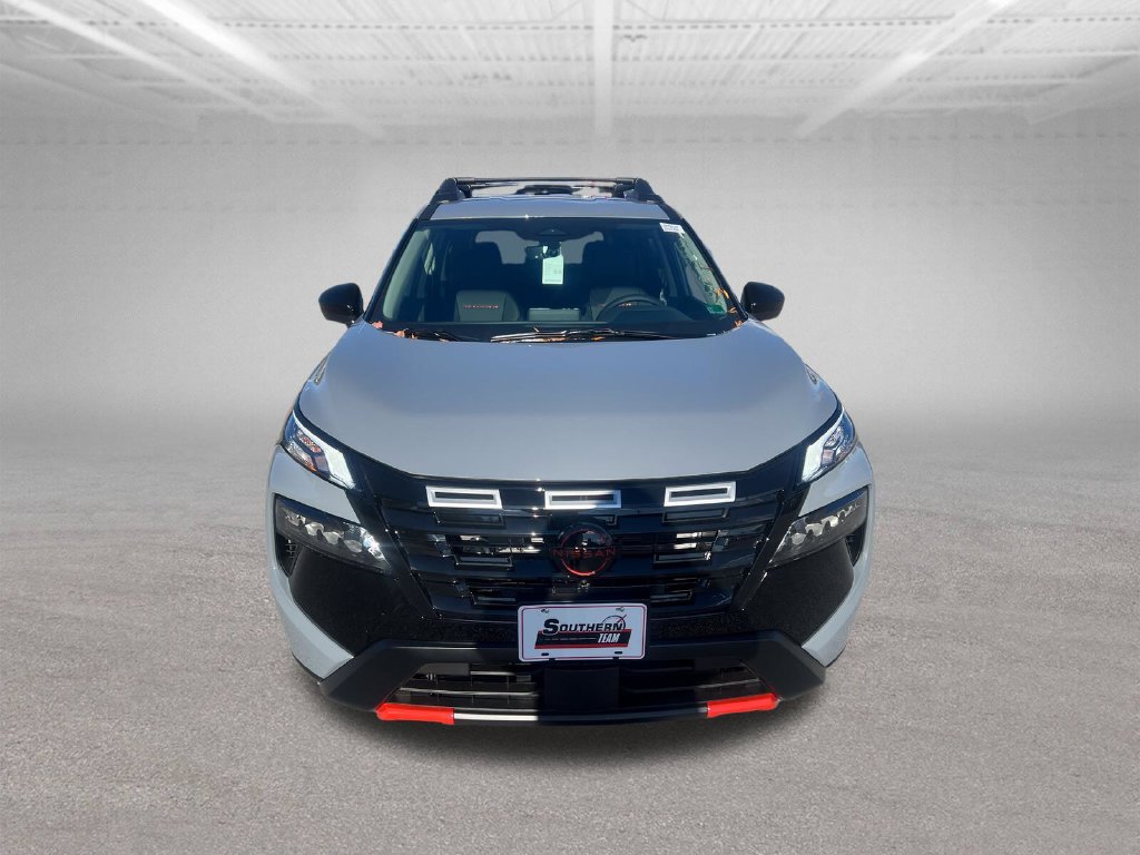 Certified 2026 Nissan Rogue SV AWD/4WD image 10