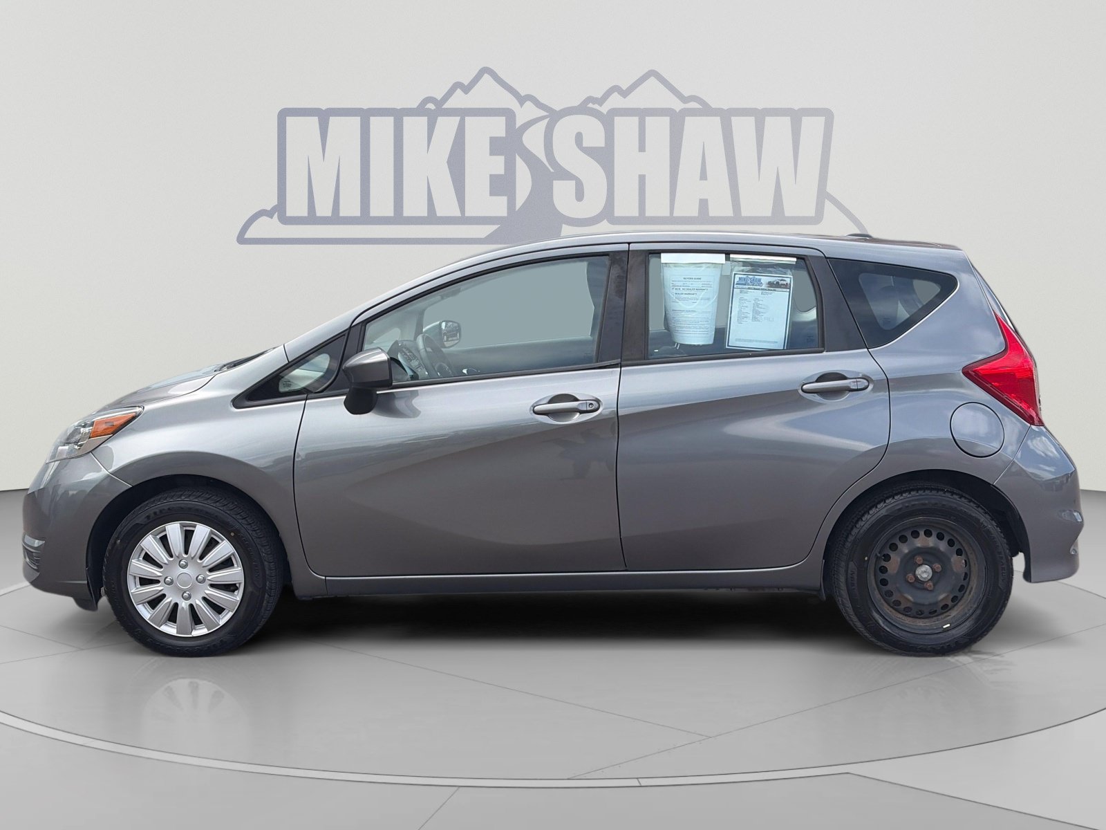 Used 2017 Nissan Versa Note SV FWD image 8