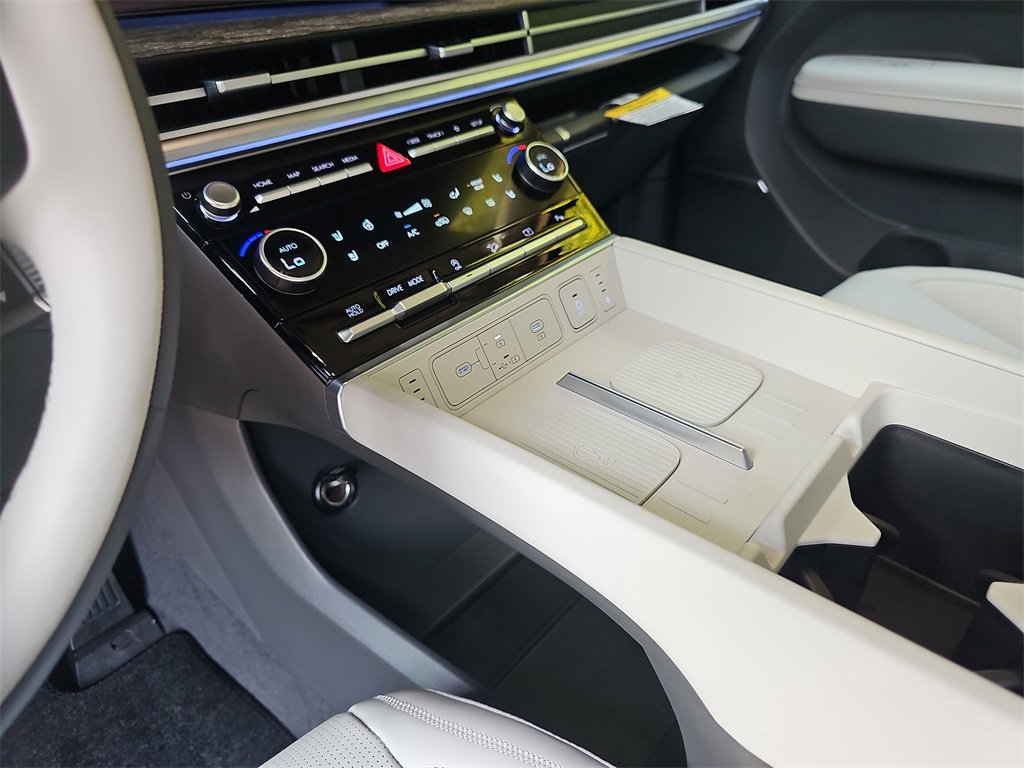 New 2025 Hyundai Santa Fe Calligraphy image 26