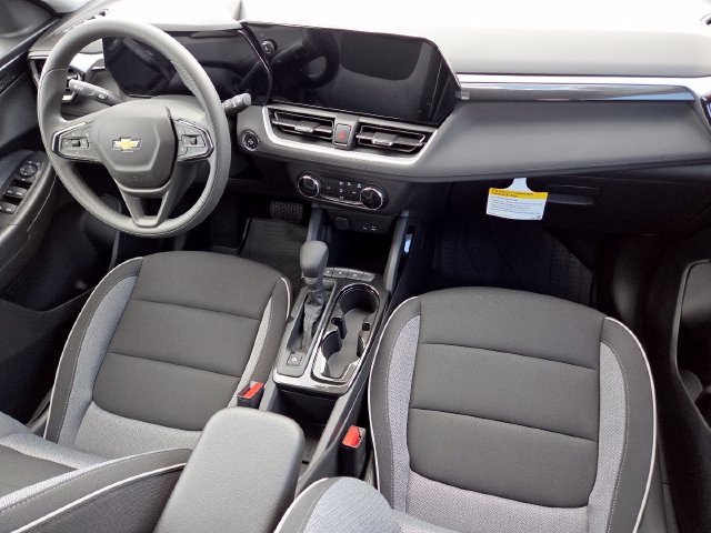 New 2026 Chevrolet TrailBlazer LS w/ LS Convenience Package FWD image 17