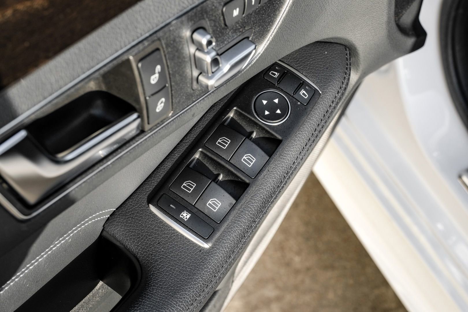 Used 2014 Mercedes-Benz E 350 Sedan w/ Premium 1 Package image 38