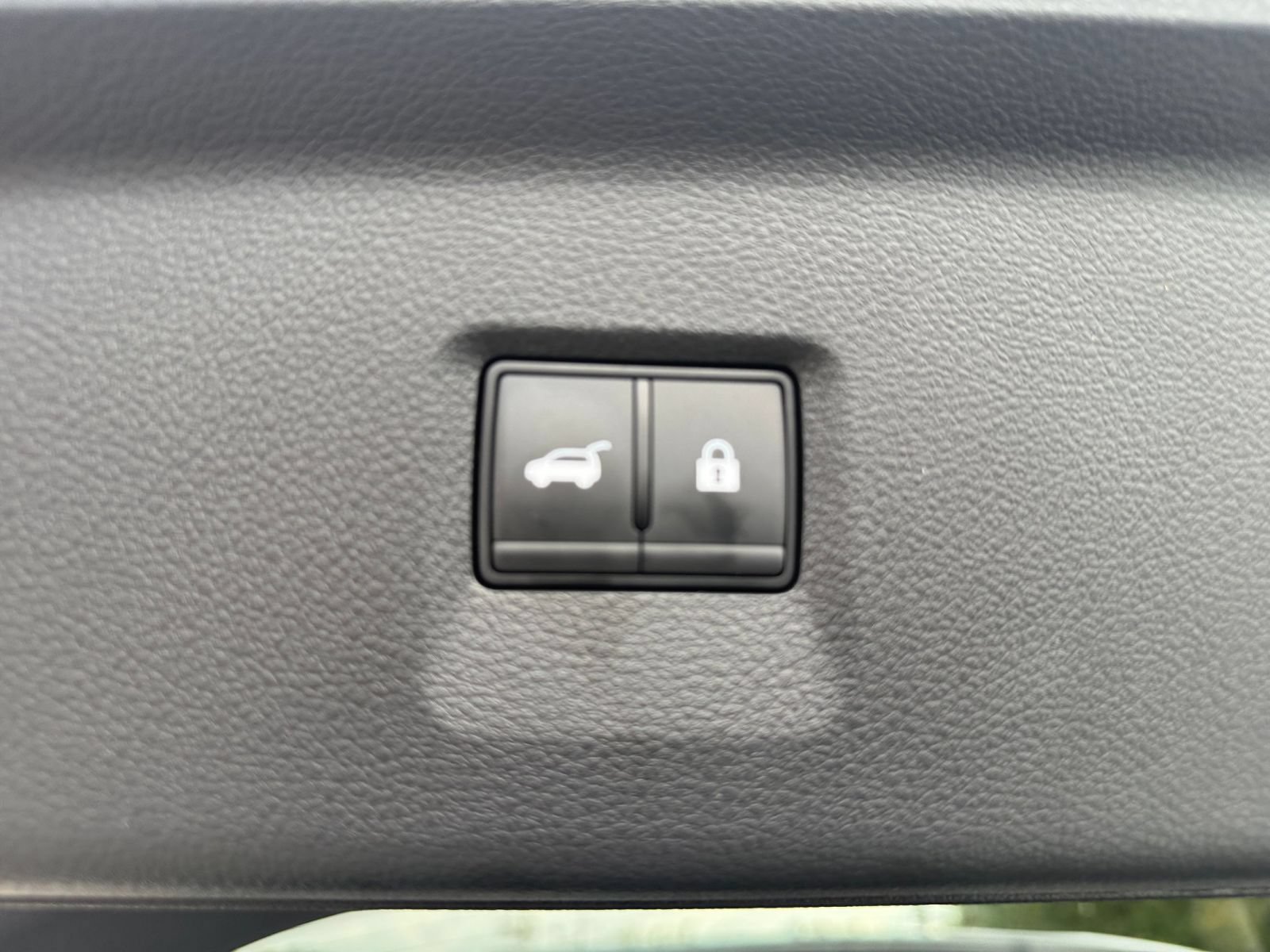 Used 2026 INFINITI QX60 Luxe FWD image 24