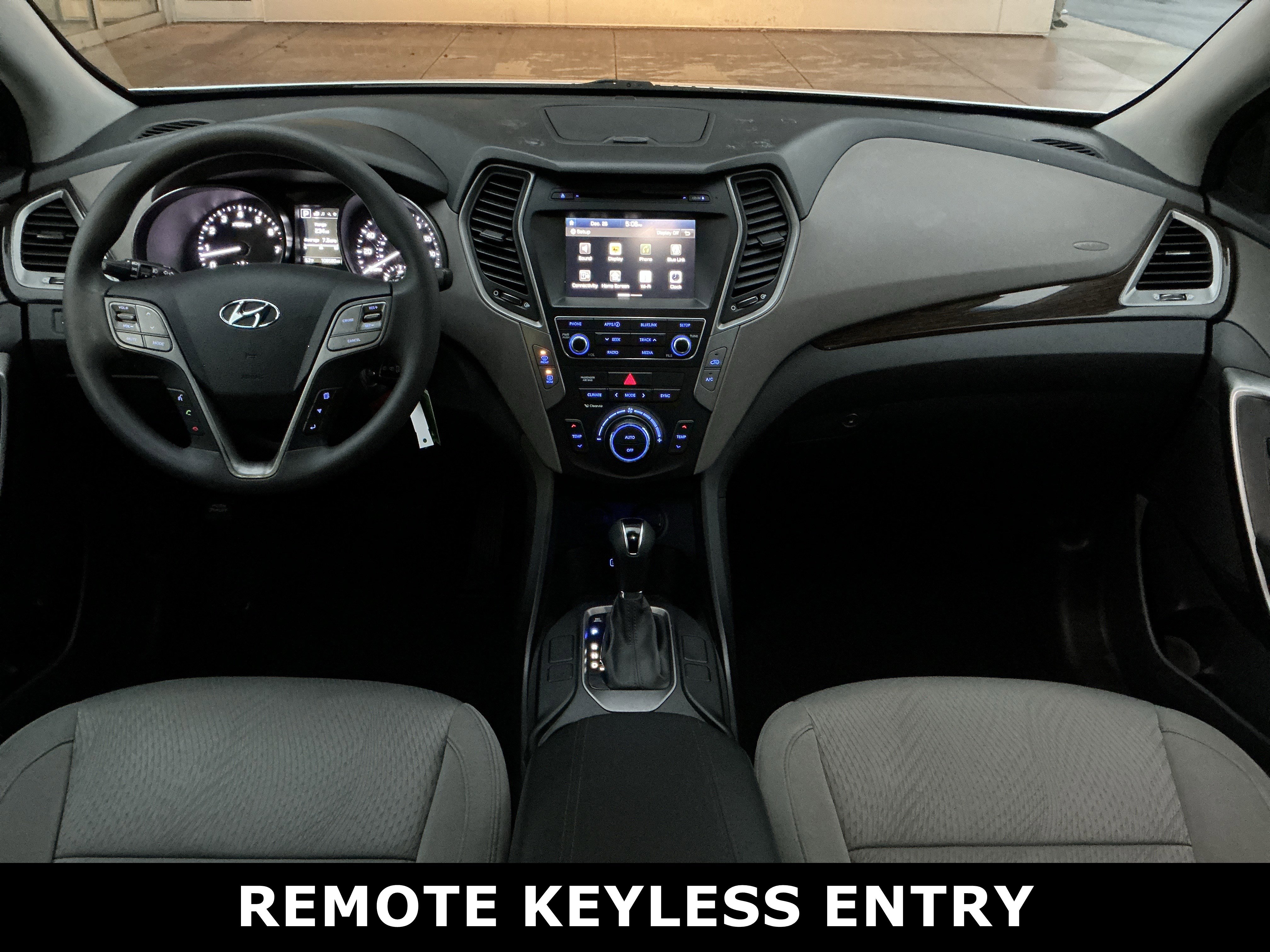 Used 2017 Hyundai Santa Fe Sport image 4