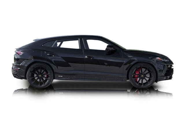 Used 2024 Lamborghini Urus S AWD/4WD image 2