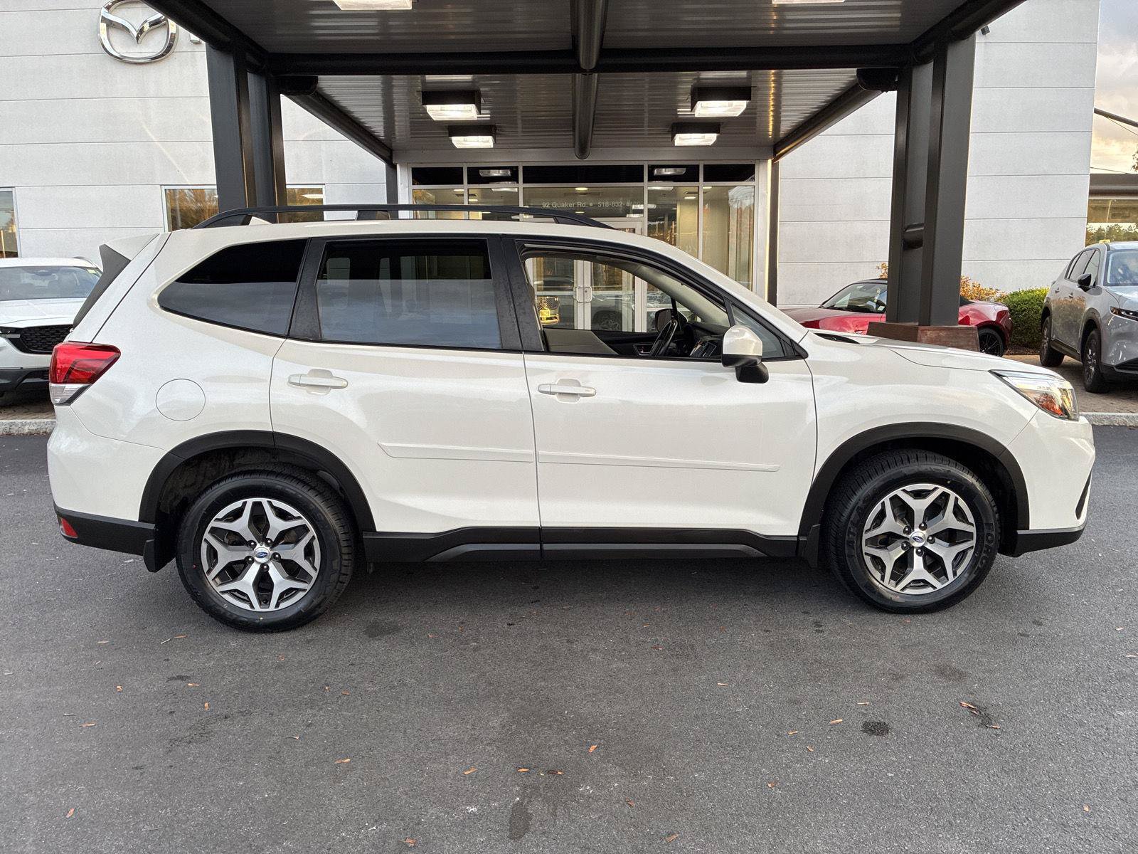Used 2019 Subaru Forester Premium AWD/4WD image 8