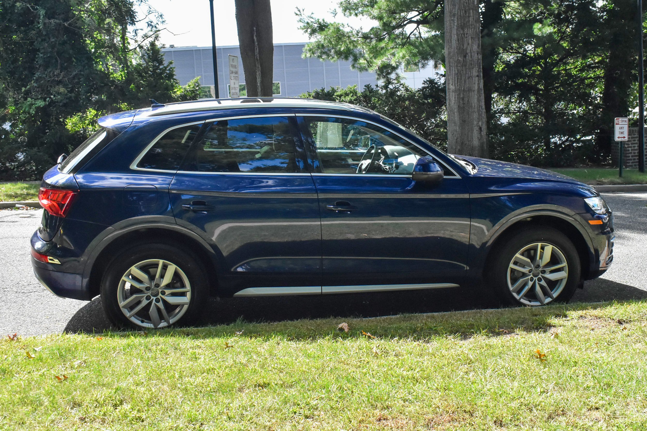 Used 2020 Audi Q5 2.0T Premium w/ Convenience Package AWD/4WD image 9