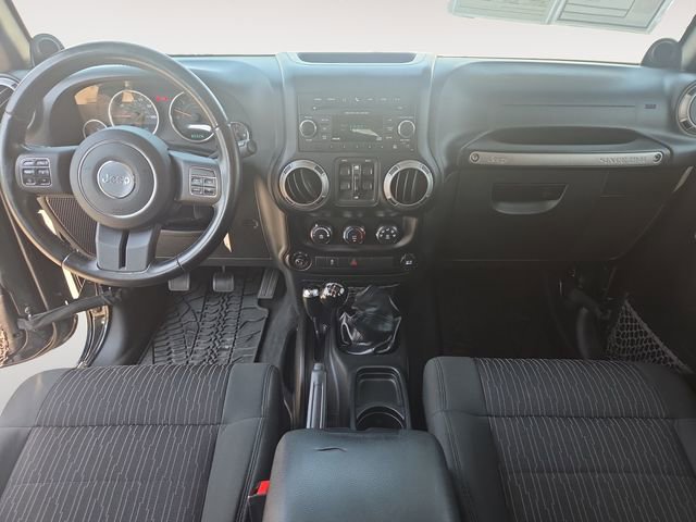 Used 2012 Jeep Wrangler Unlimited Sport AWD/4WD image 10