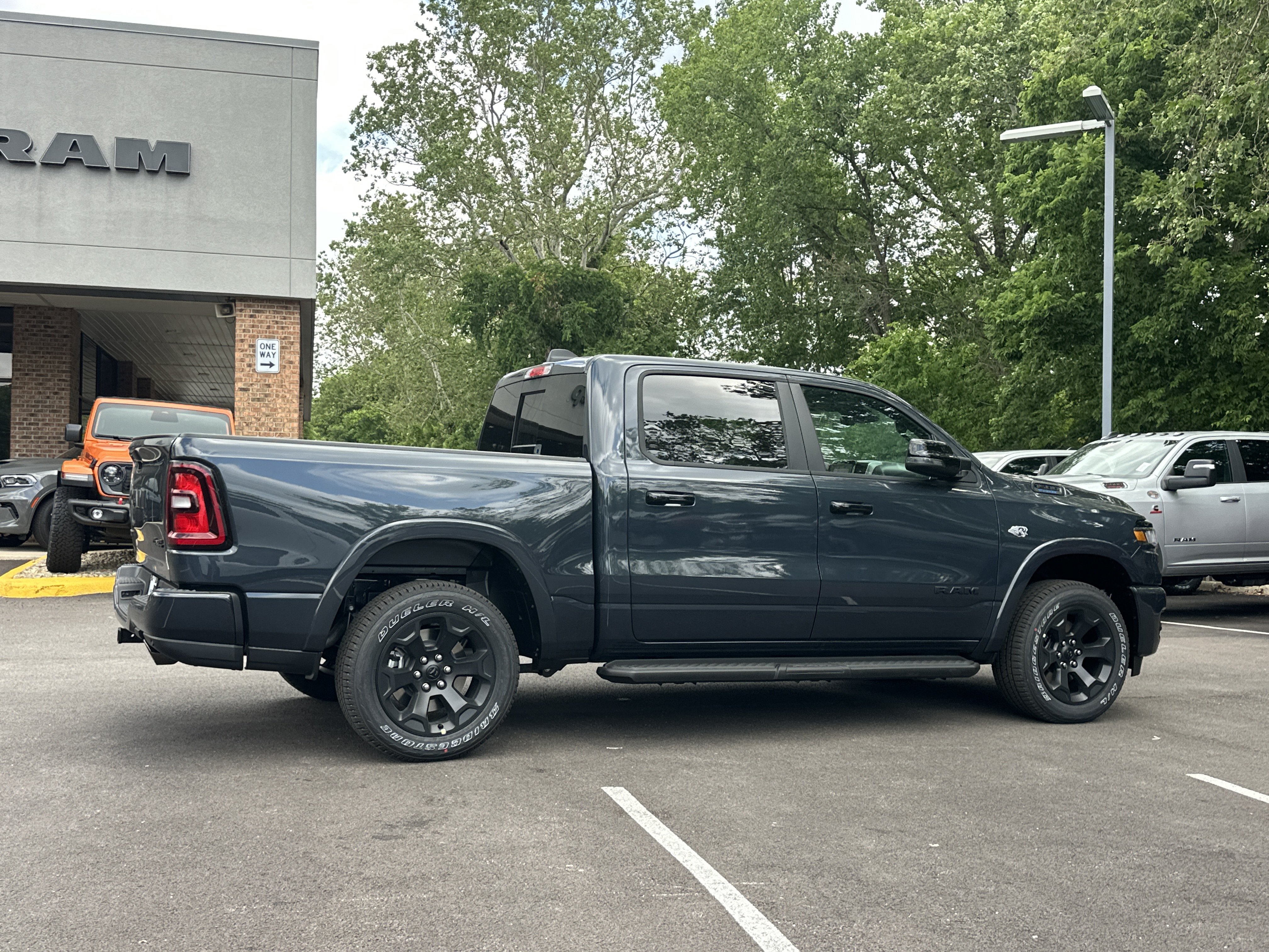 New 2026 RAM 1500 Big Horn AWD/4WD image 17