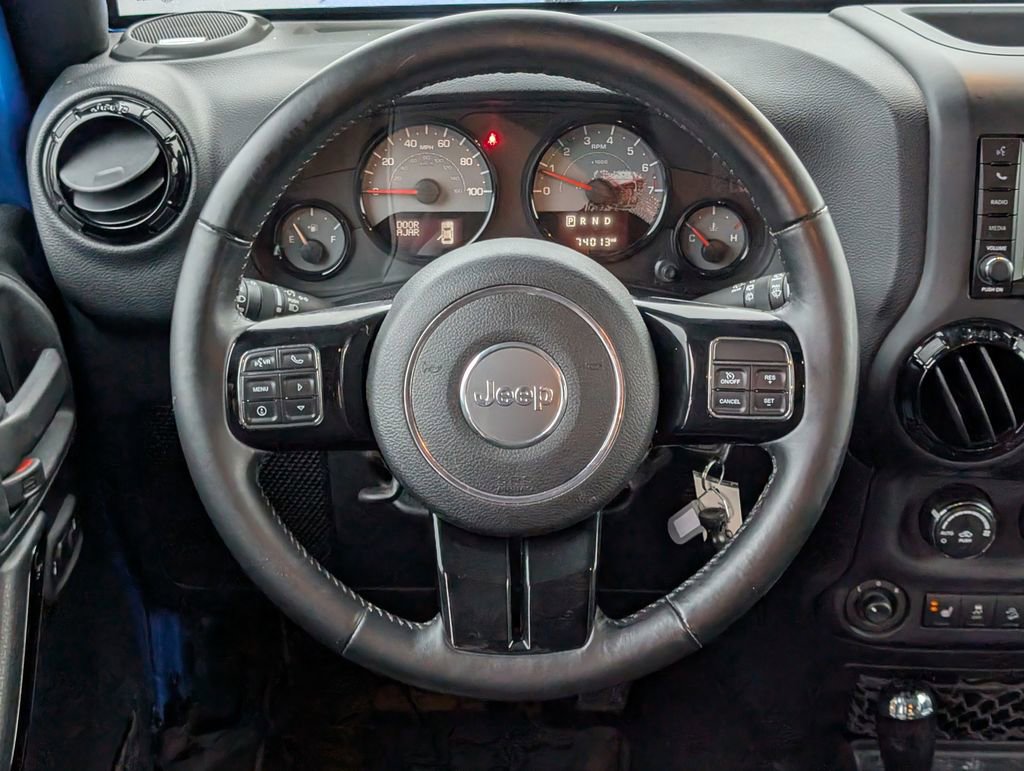 Used 2016 Jeep Wrangler Unlimited Sahara image 12