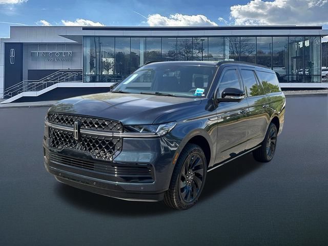 New 2026 Lincoln Navigator L Reserve w/ Jet Appearance Package AWD/4WD video 3