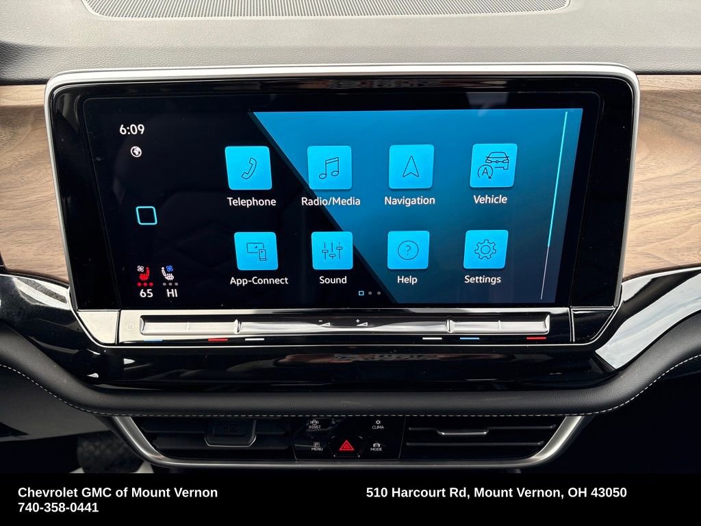 Used 2025 Volkswagen Atlas SE image 20