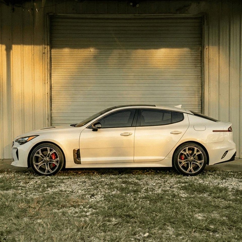 Used 2021 Kia Stinger GT-Line w/ Sun & Sound Package AWD/4WD image 5
