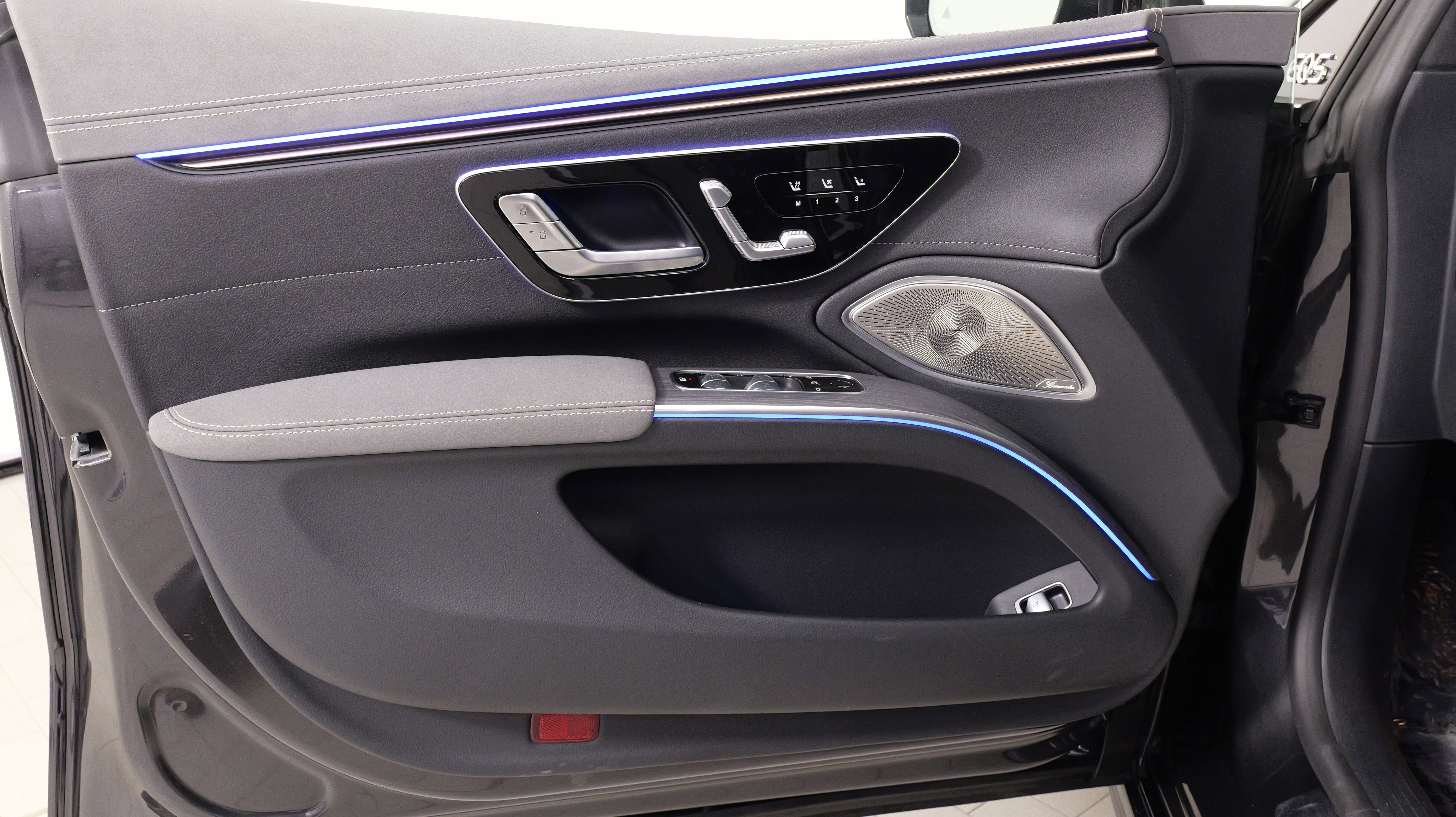 Used 2025 Mercedes-Benz EQS 580 EQS 580 4MATIC image 26