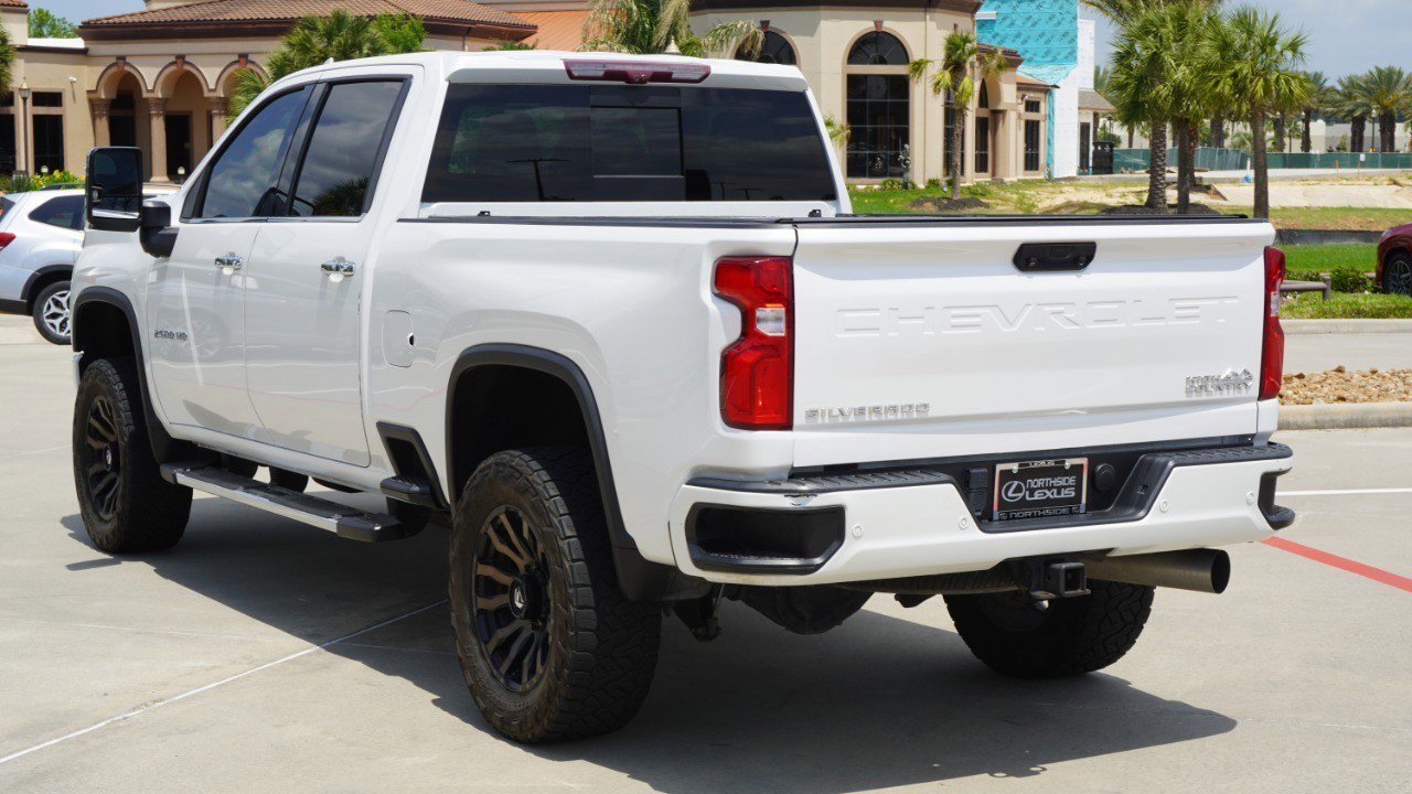 Used 2021 Chevrolet Silverado 2500 High Country w/ Z71 Off-Road Package image 8