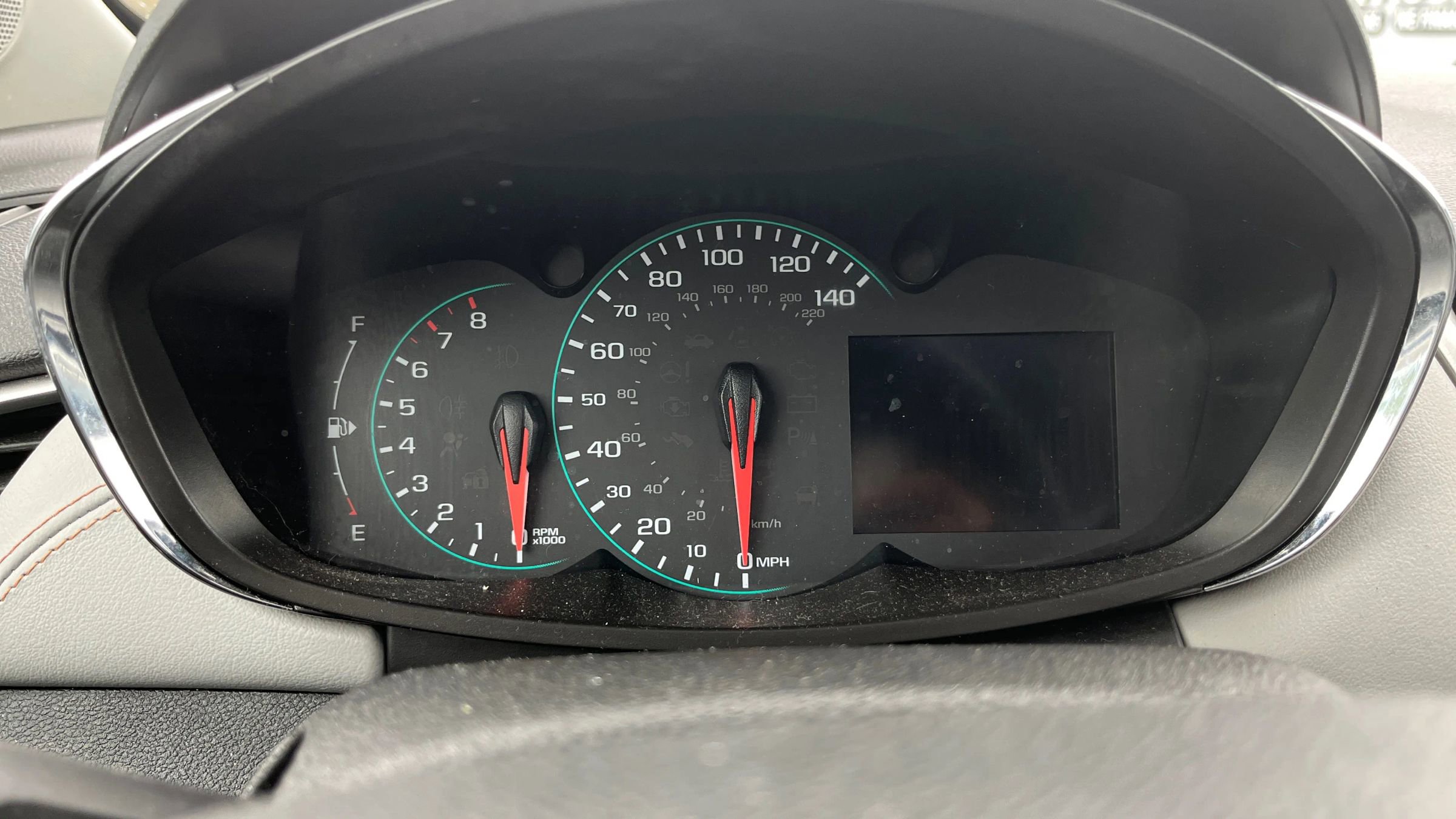 Used 2018 Chevrolet Trax LT w/ Sun & Sound Package image 18