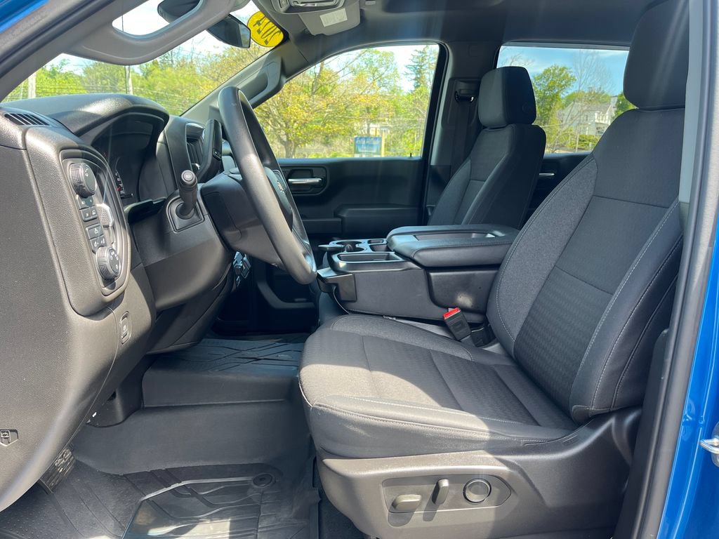 Used 2024 Chevrolet Silverado 1500 Custom AWD/4WD image 8