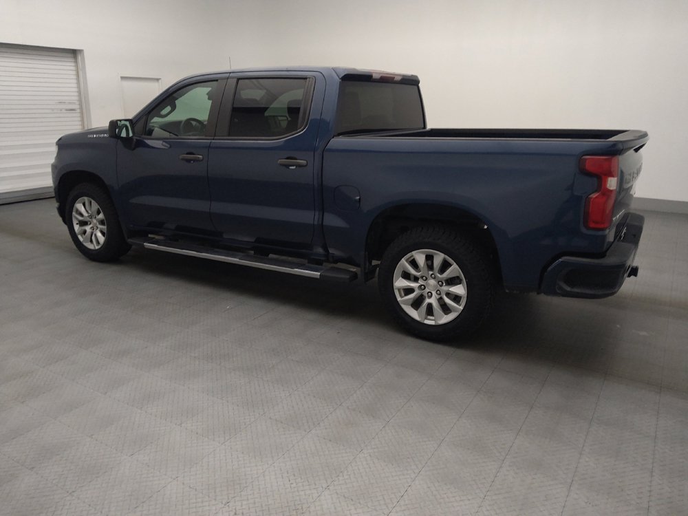 Used 2019 Chevrolet Silverado 1500 Custom w/ Custom Convenience Package RWD image 3