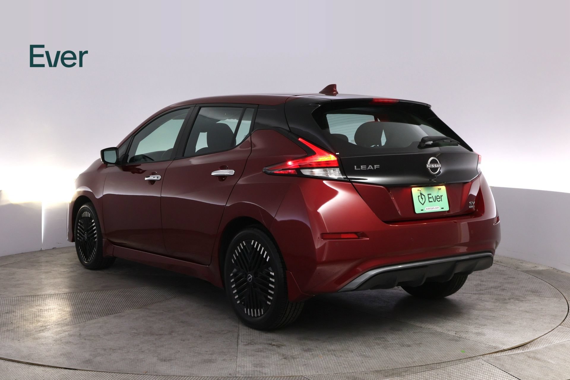 Used 2024 Nissan Leaf SV Plus FWD image 17