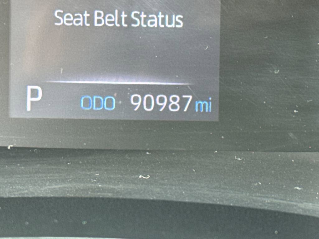 Used 2020 Toyota Highlander LE image 13