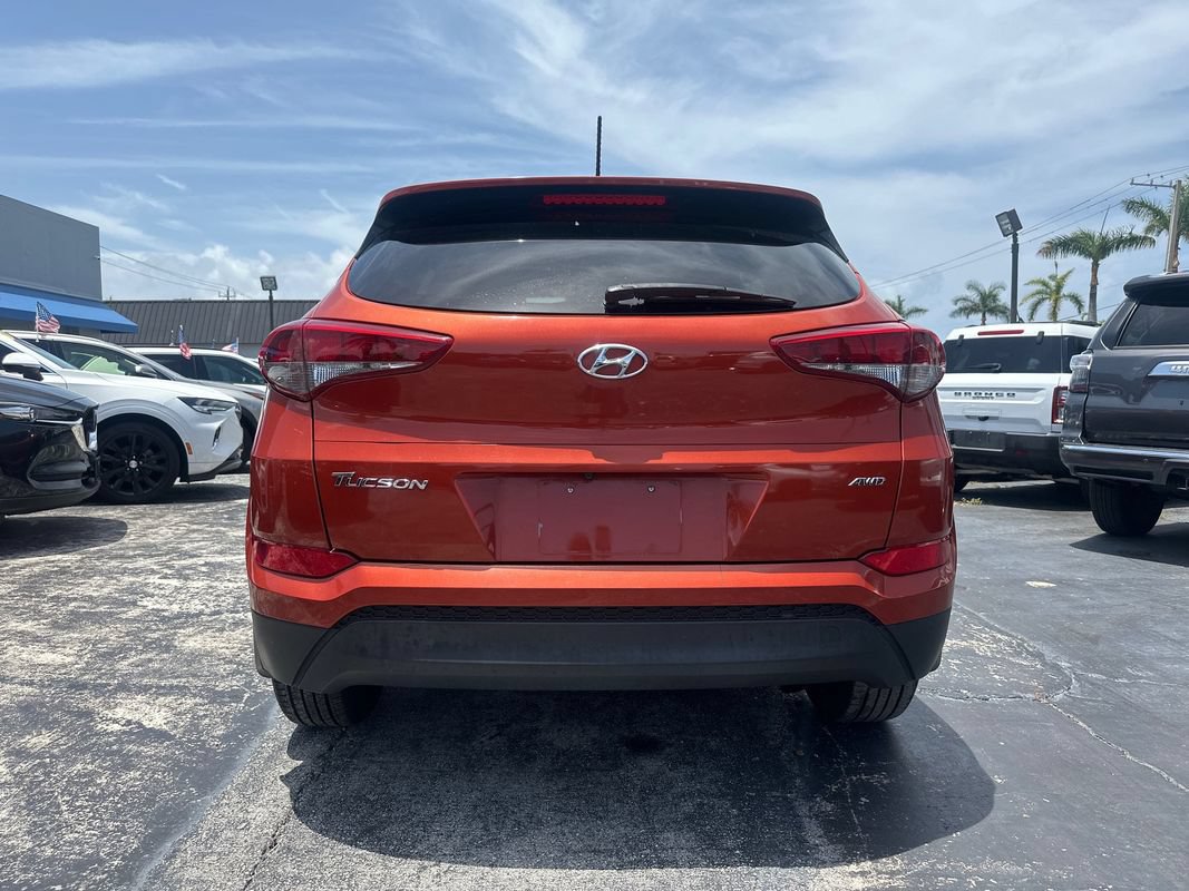 Used 2016 Hyundai Tucson SE w/ Option Group 02 AWD/4WD image 6