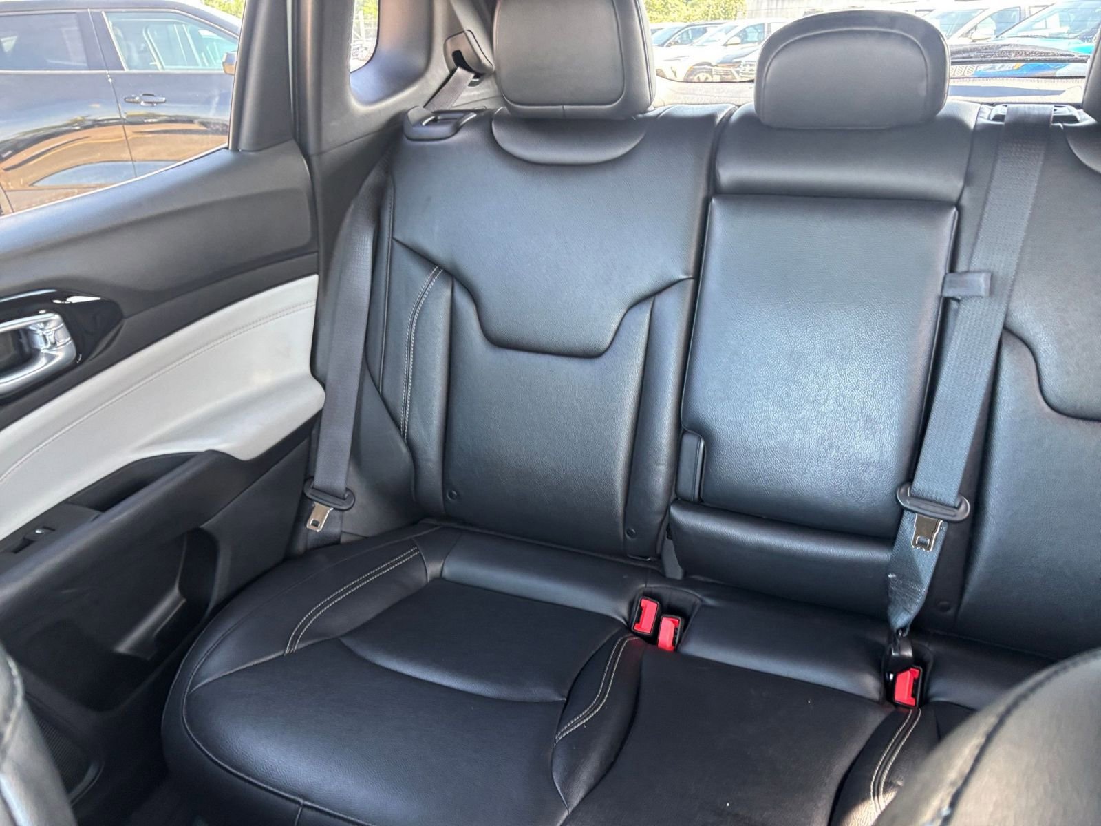 Used 2025 Jeep Compass Limited AWD/4WD image 40