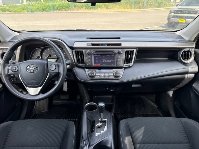 Used 2013 Toyota RAV4 XLE AWD/4WD image 13