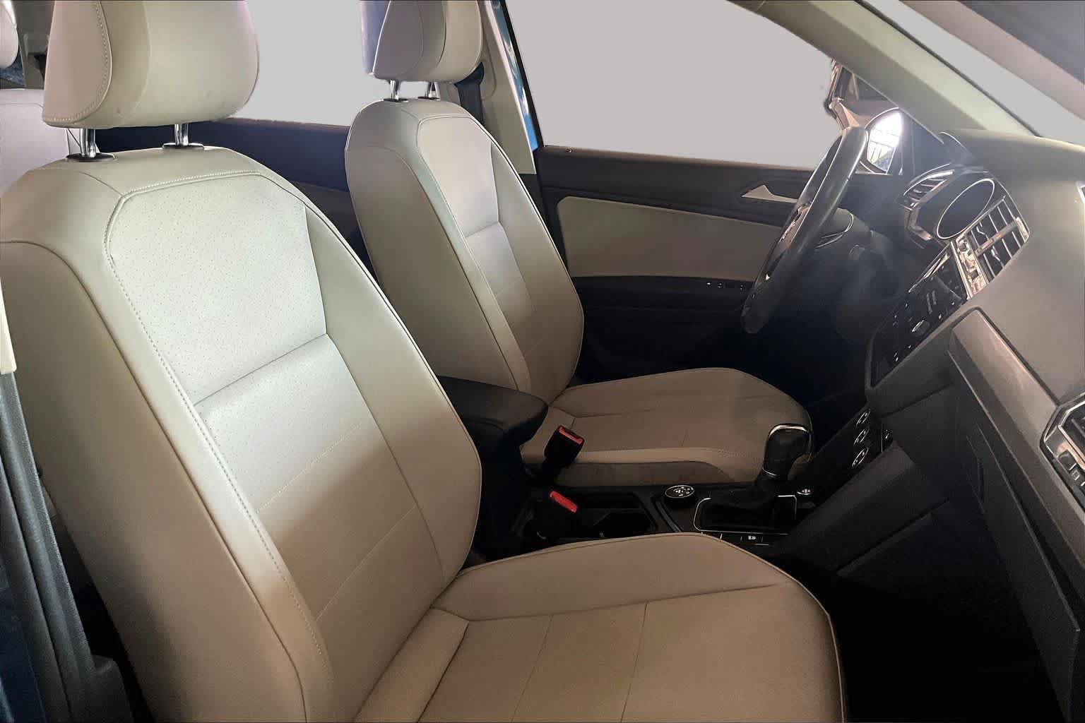 Used 2019 Volkswagen Tiguan SE AWD/4WD image 8
