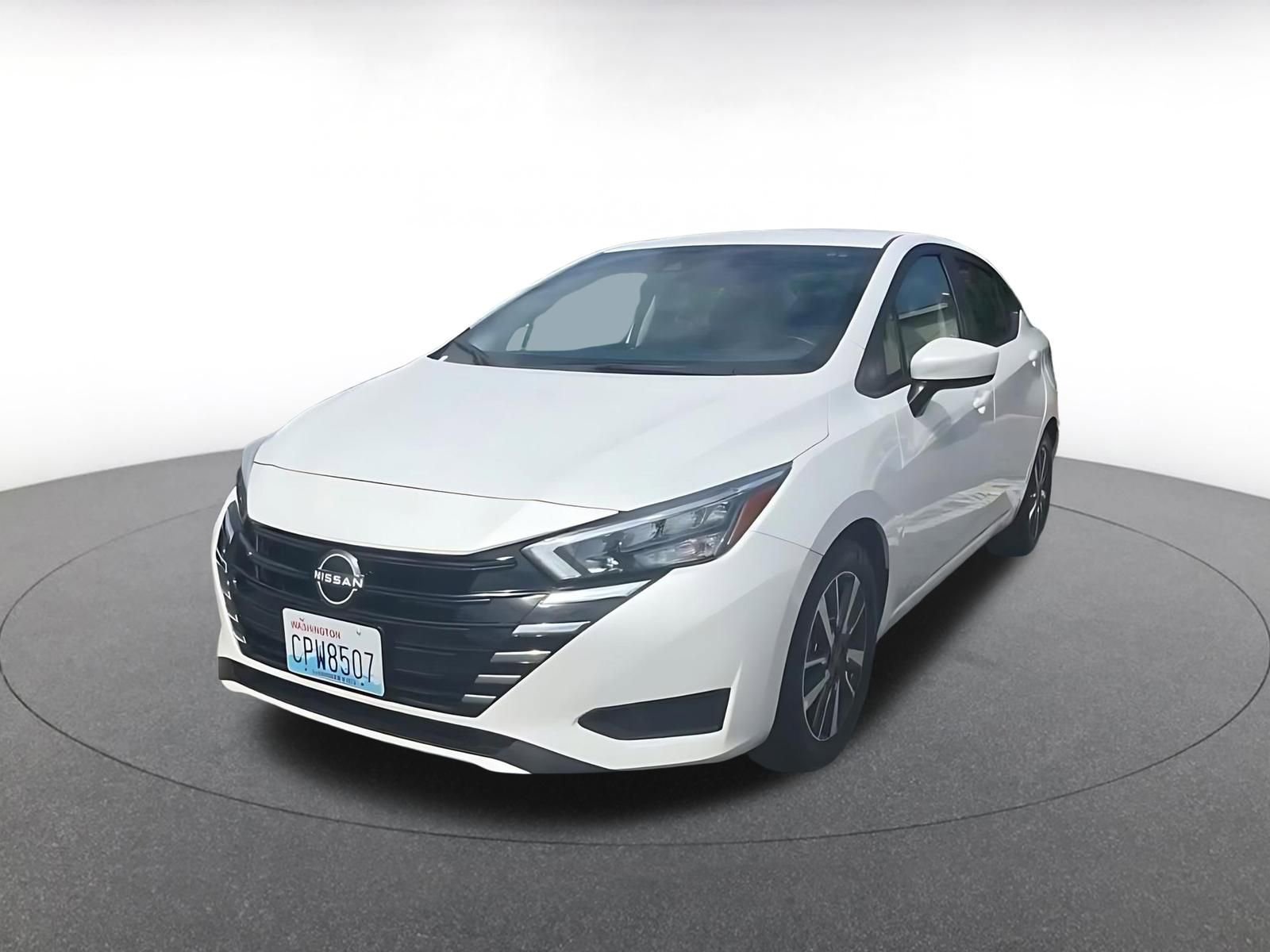 Used 2025 Nissan Versa SV FWD image 7