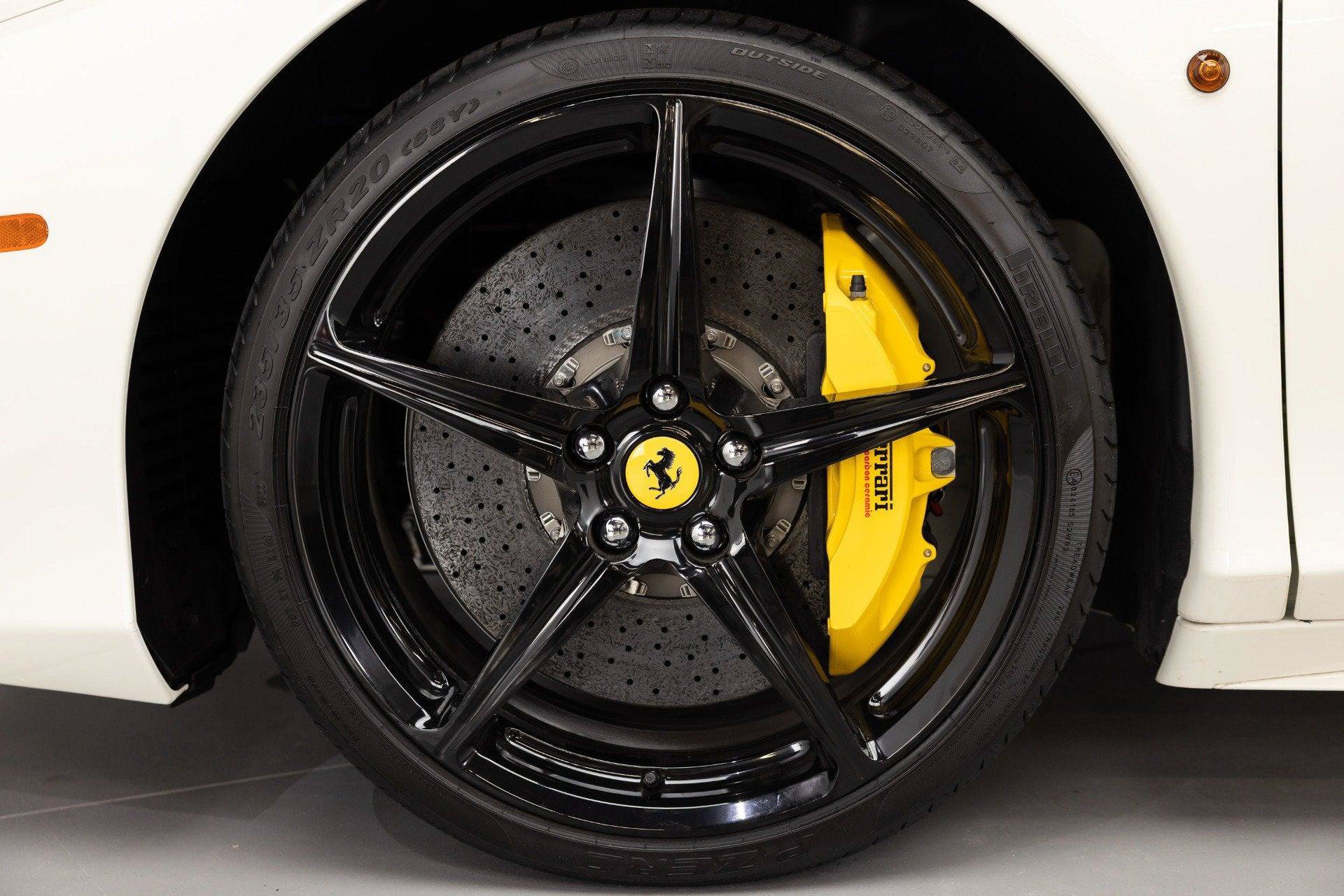 Certified 2014 Ferrari 458 Spider RWD image 21