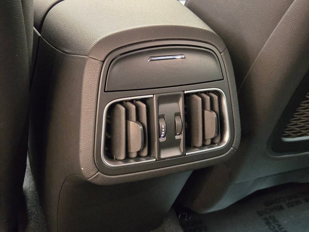 Certified 2021 Maserati Levante S image 21