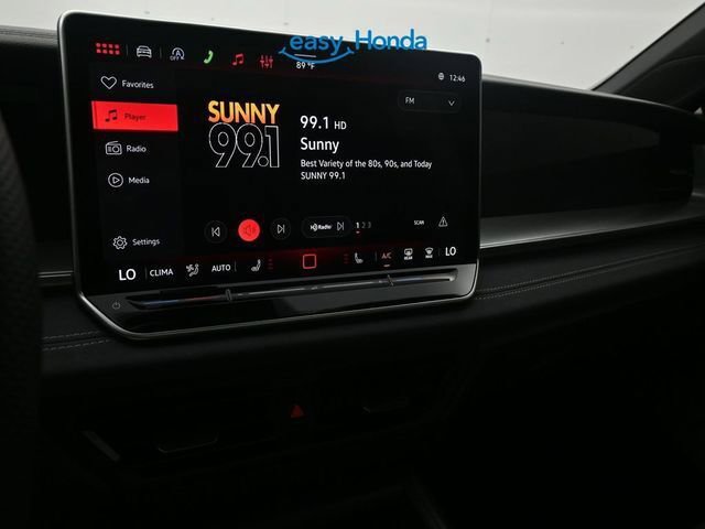 Used 2026 Volkswagen Tiguan SE R-Line image 11