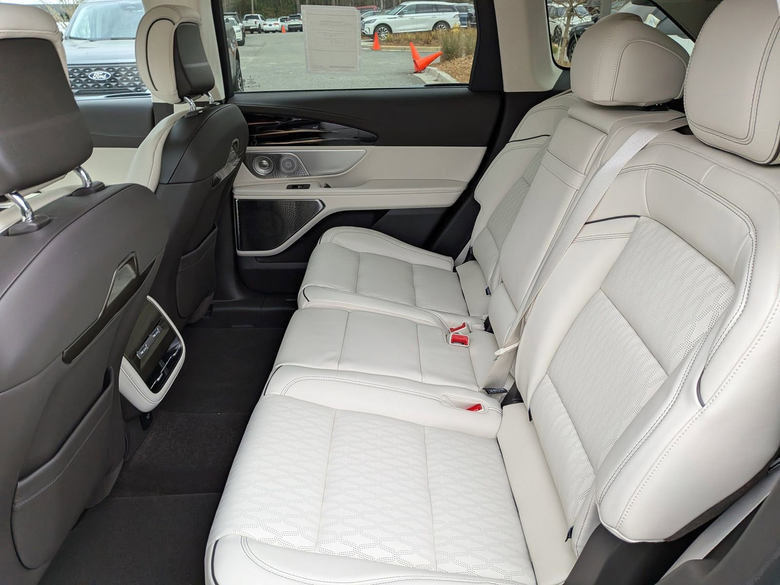 New 2026 Lincoln Nautilus Black Label image 17