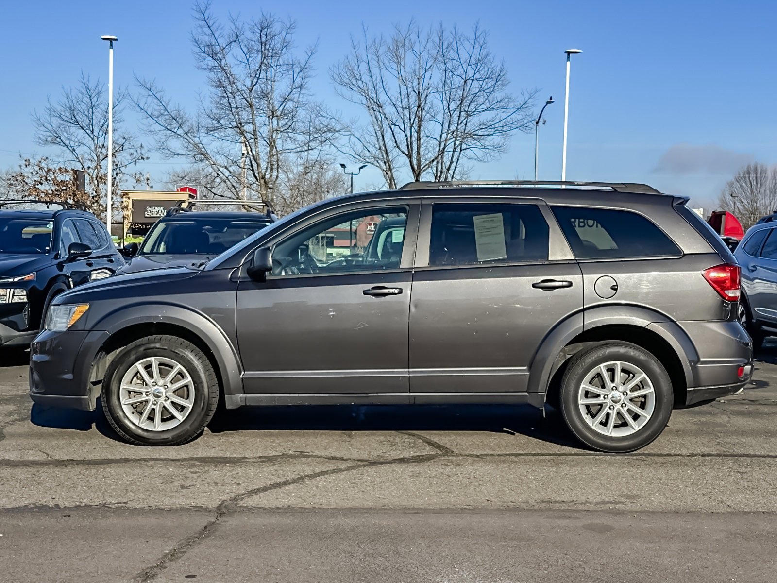 Used 2017 Dodge Journey SXT w/ Comfort/Convenience Group image 7
