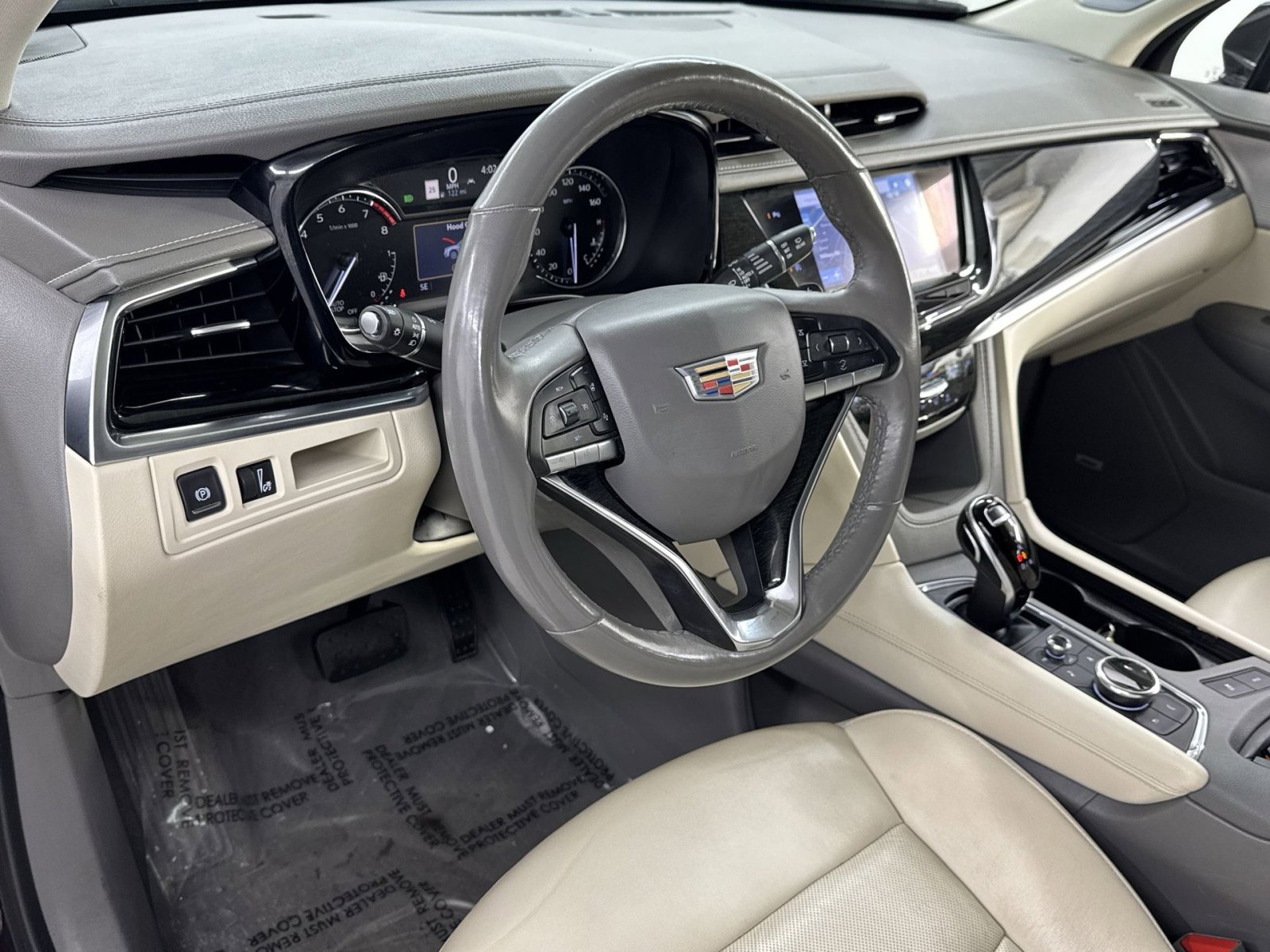 Used 2020 Cadillac XT6 Premium Luxury w/ LPO, Floor Liner Package image 7