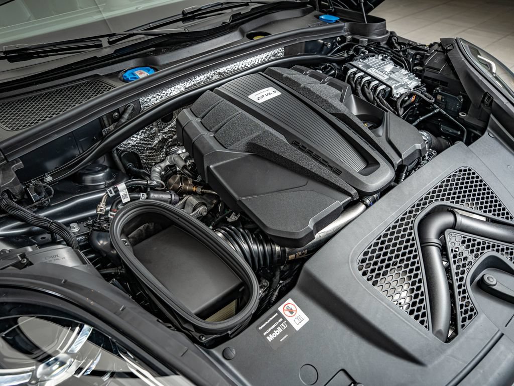 New 2026 Porsche Macan S AWD/4WD image 46