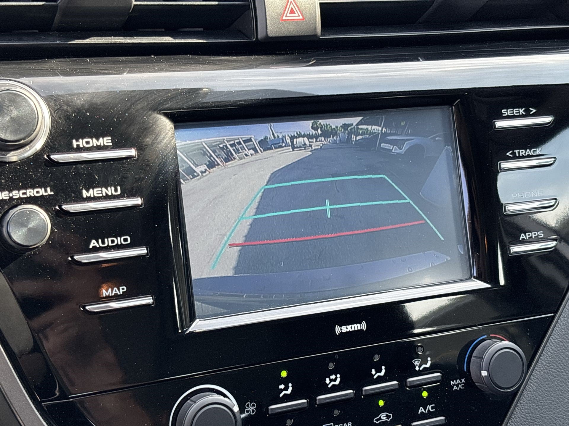 Used 2020 Toyota Camry LE FWD image 21