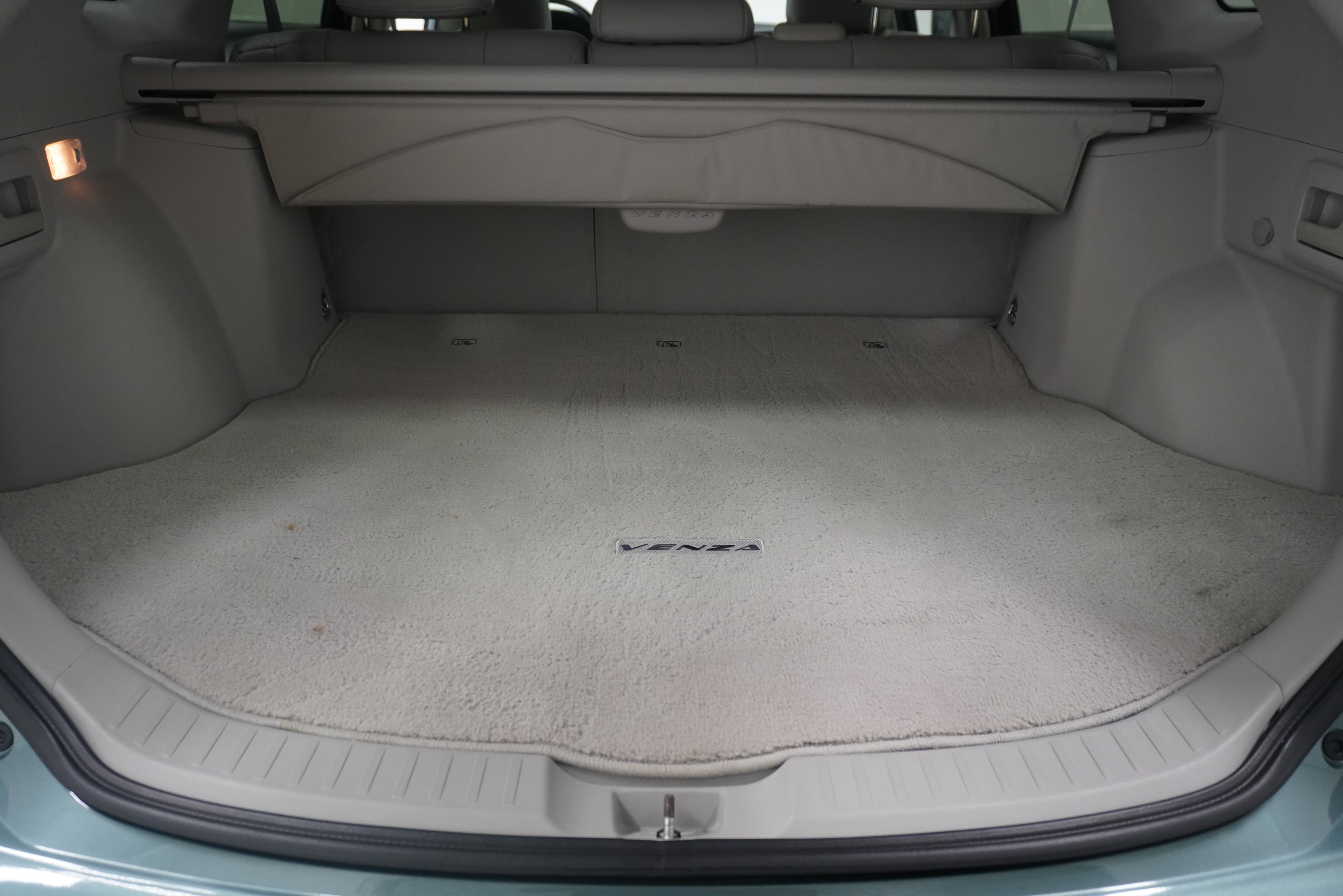Used 2010 Toyota Venza FWD image 21